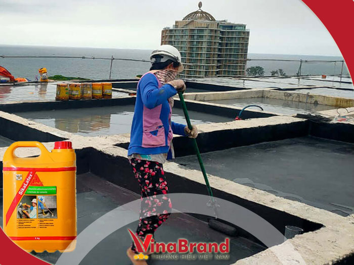 Chống thấm sân thượng bằng Sika Latex có hiệu quả không?