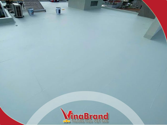 Sơn chống thấm sân thượng loại nào tốt để bảo vệ công trình?