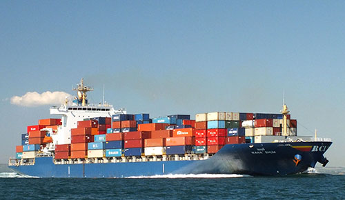 Hoạt động vận chuyển hàng hóa bằng đường biển