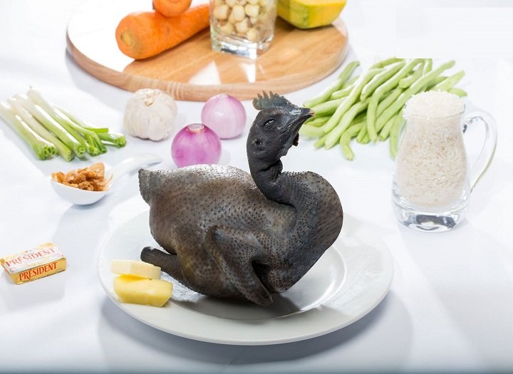 cháo gà ác và cháo gà thường cho bé