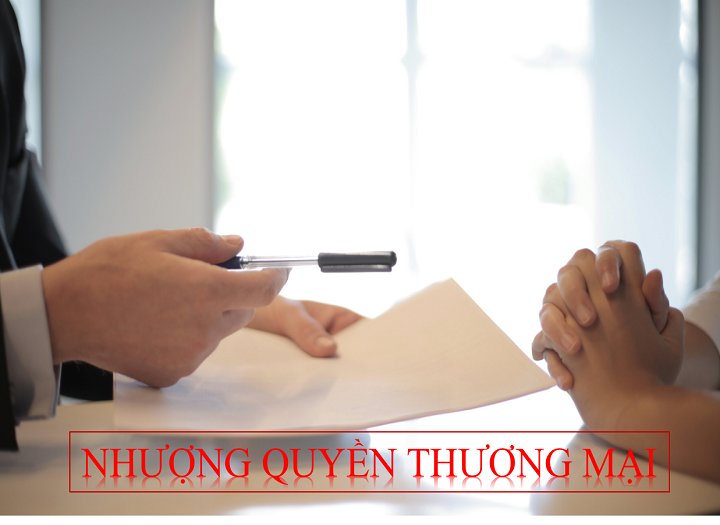 nhượng quyền thương mại